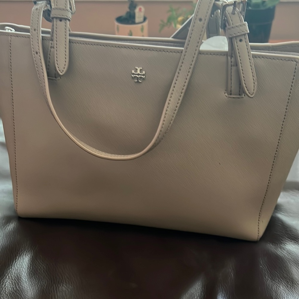 Tory Burch tote